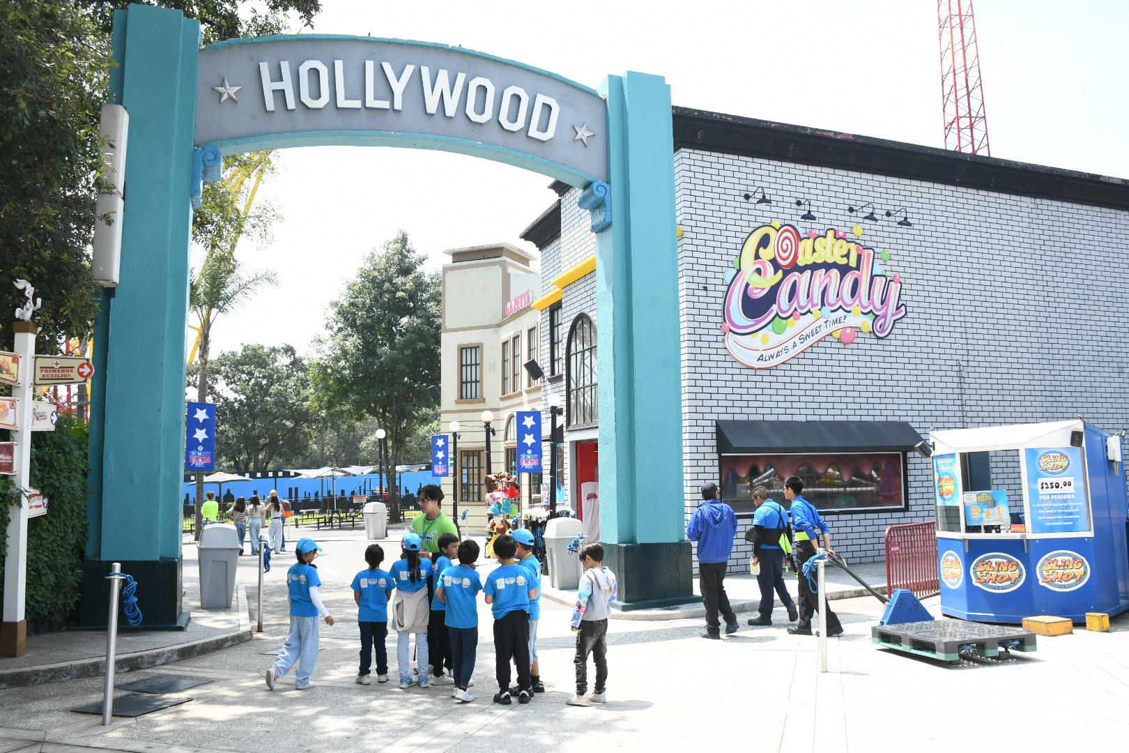 Curso de Verano 2026, Visita a Six Flags México